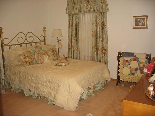 5th image of 1720 Highland Pl