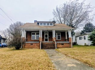 936 W Front St, Statesville, NC 28677