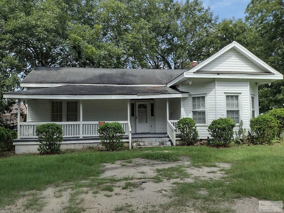 2nd image of 119 Grace St