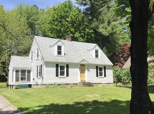 33 Edgewood Rd, Durham, NH 03824
