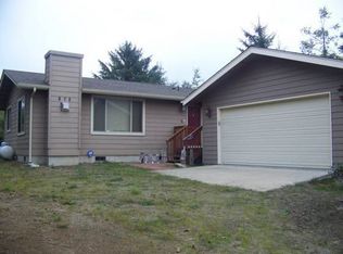 872 Wawona Ave SW, Ocean Shores, WA 98569
