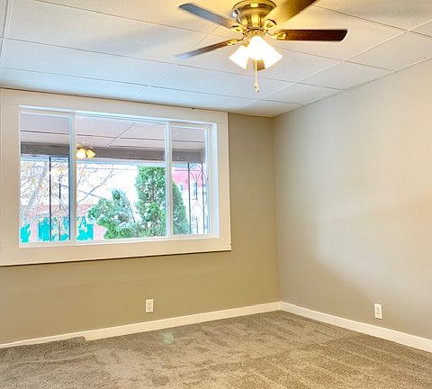 4th image of 114 Huetter Ave #1