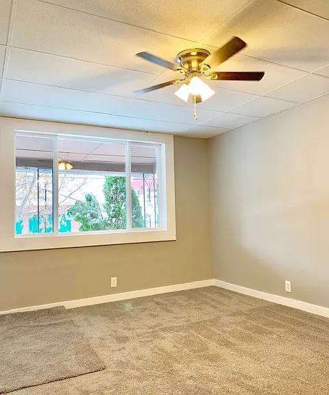 114 Huetter Ave #1 — Photo 4