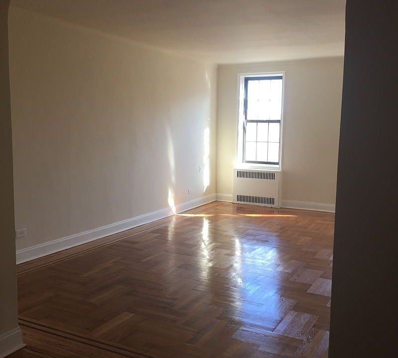1st image of 181 Hawthorne St #21