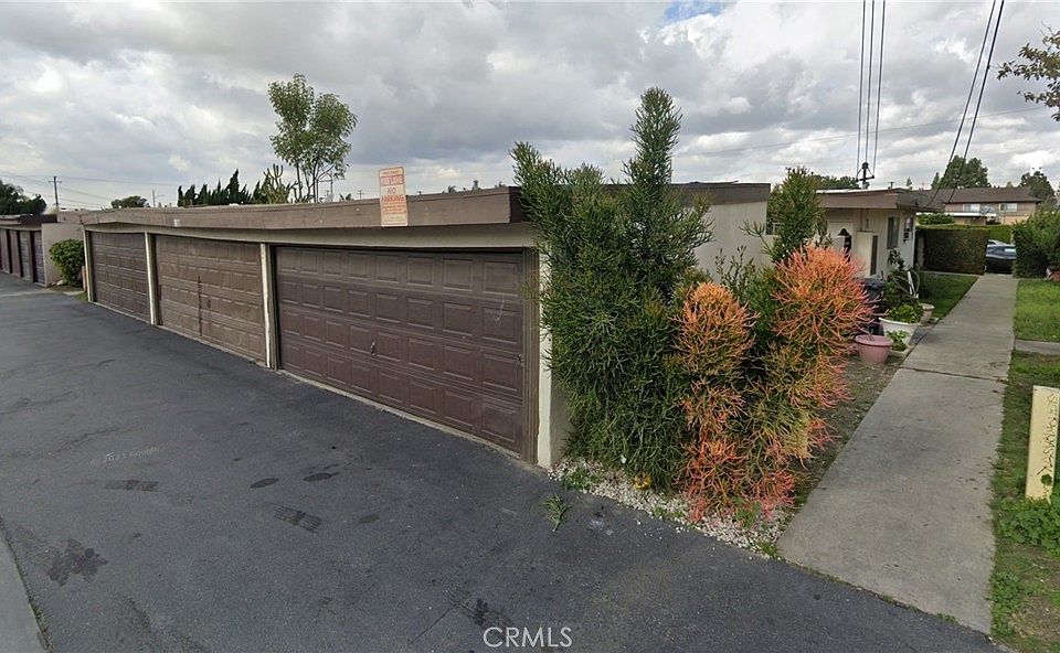 1st image of 7596 Fillmore Dr