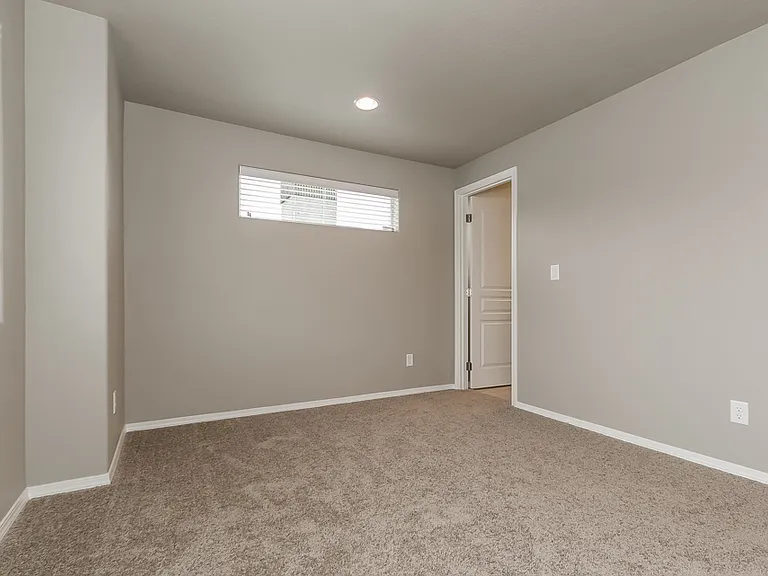 981 N Pacific Hwy #99 — Photo 11