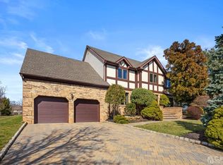 6 Bobbi Jean Ave, Edison, NJ 08820