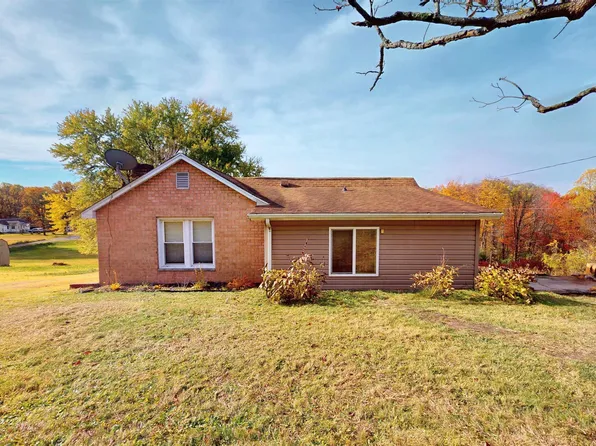 1256 Grafton Rd, Morgantown, WV 26508