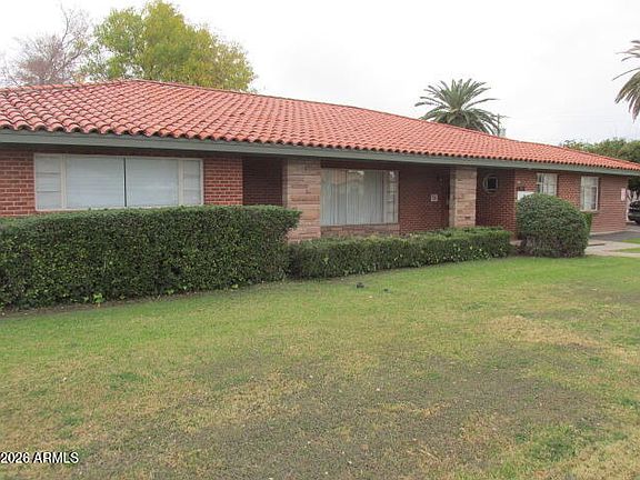 3rd image of 901 E UNIVERSITY Drive