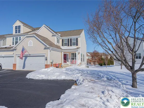 8542 Mayfair Ct, Breinigsville, PA 18031