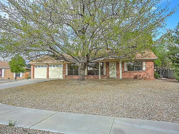 3rd image of 7125 Luella Anne Dr NE