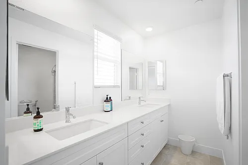 10294 Artesia Blvd Photo 1