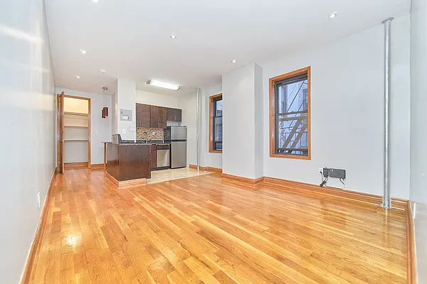 Rented by Living New York | media 16