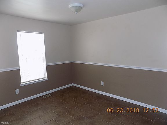 4th image of 37085 Brynford Dr