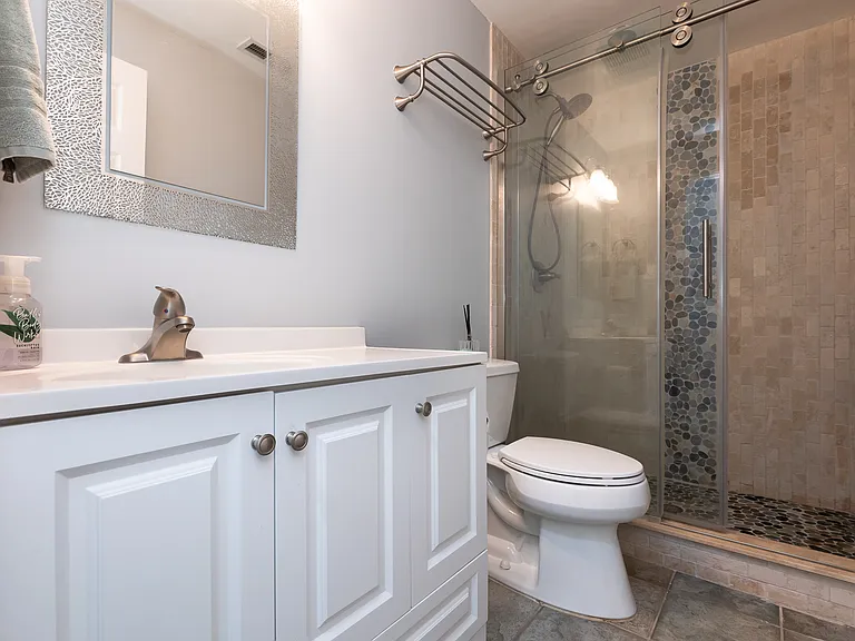 13576 Highland Rd — Photo 20