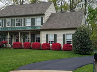 9627 Nuthatch Dr, Fairfax Station, VA 22039