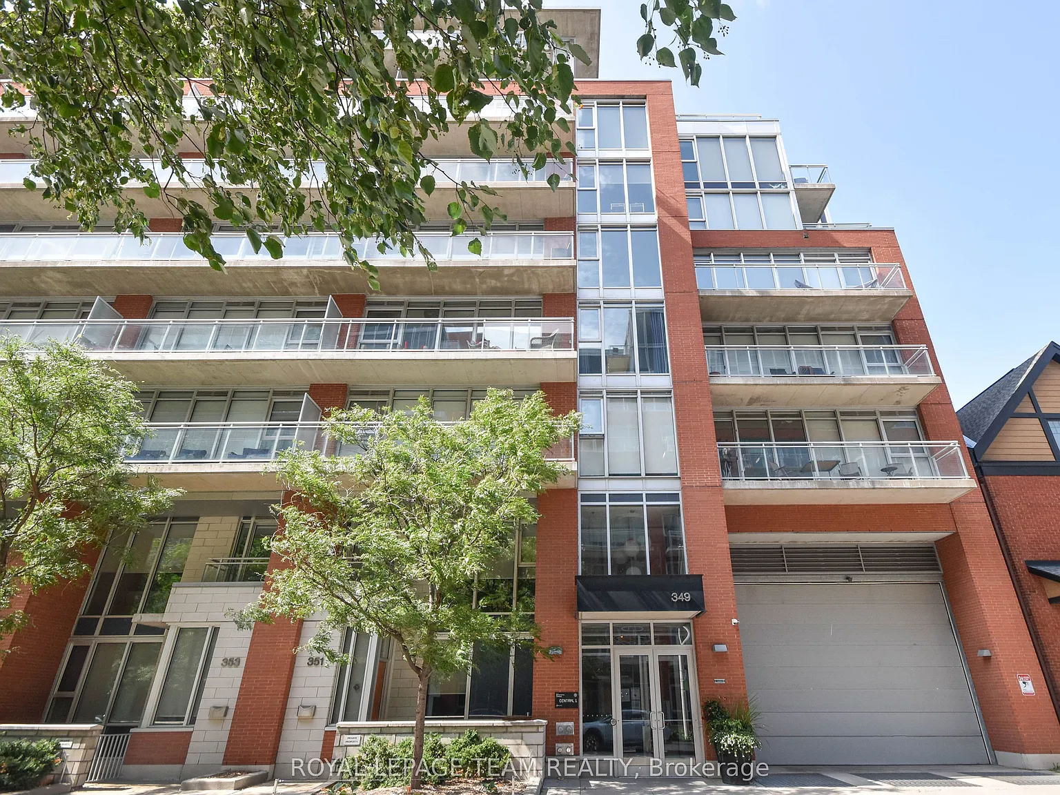 1 bed, $2,000 — Photo 2