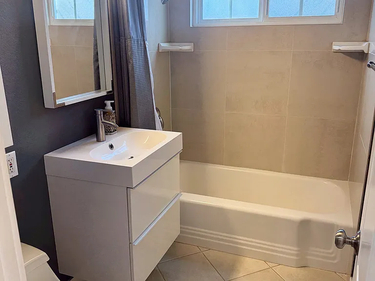 6501 Corrine Cir — Photo 17