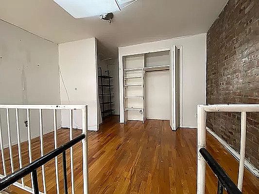 5th image of 328 W 11th St APT 4H