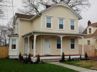 59 Amity St, Patchogue, NY 11772