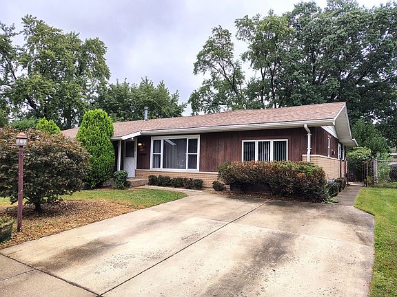 2nd image of 15017 Sunset Ave