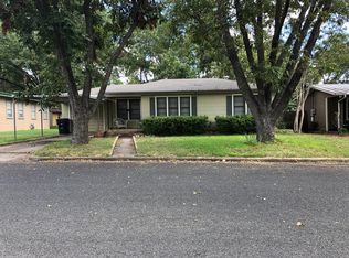 605 N Pine St, Fredericksburg, TX 78624