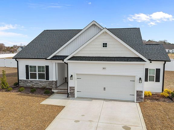 3rd image of 2833 Tucker Hill Drive