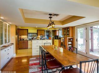 99 Pond Rd, Manchester, ME 04351