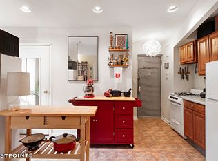 208 Thompson St APT 2, New York, NY 10012