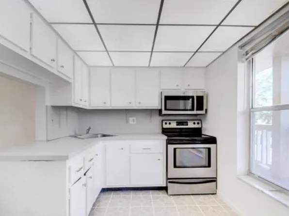 6161 NW 57th Ct APT 205, Fort Lauderdale, FL 33319