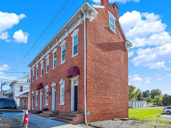 3rd image of 9 Baltimore St