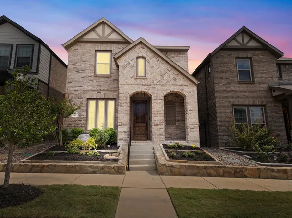 212 Harbor Hills Dr, Flower Mound, TX 75028
