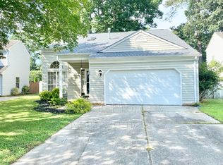 106 Amelia Ct, Yorktown, VA 23693