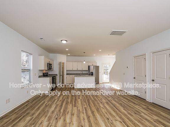 4th image of 817 Chandler Ave