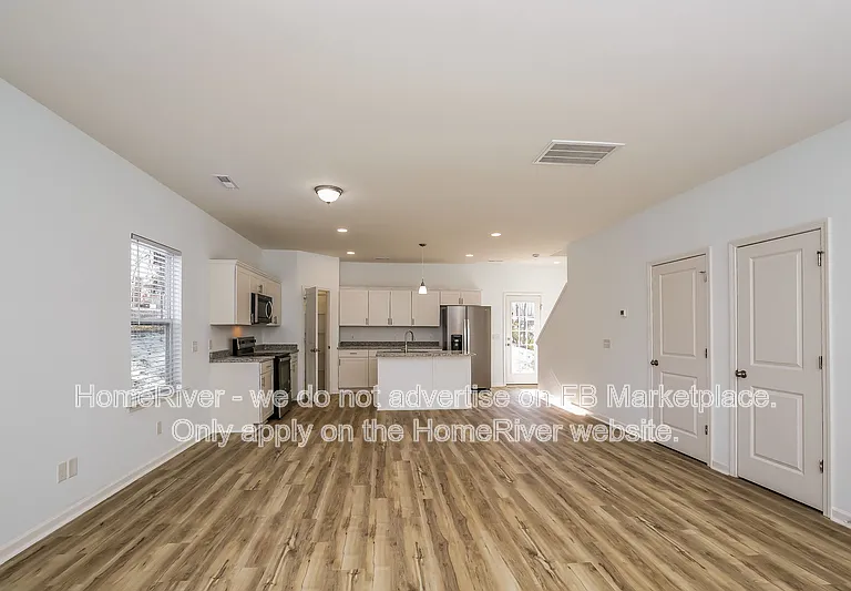 817 Chandler Ave — Photo 4