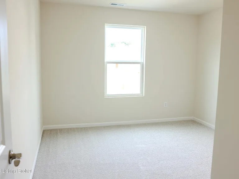 8300 Fairmount Rd — Photo 23