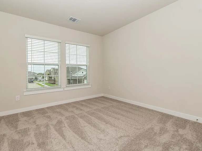 320 Sun Harvest Dr — Photo 13