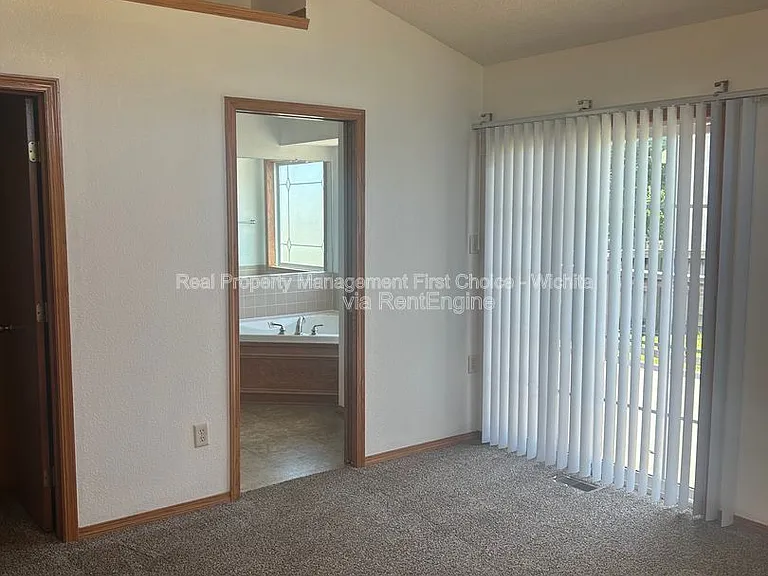 10805 E Funston St — Photo 23