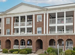 834 Nantasket Ave APT 6, Hull, MA 02045