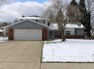 604 Rutland Dr, Highland Heights, OH 44143