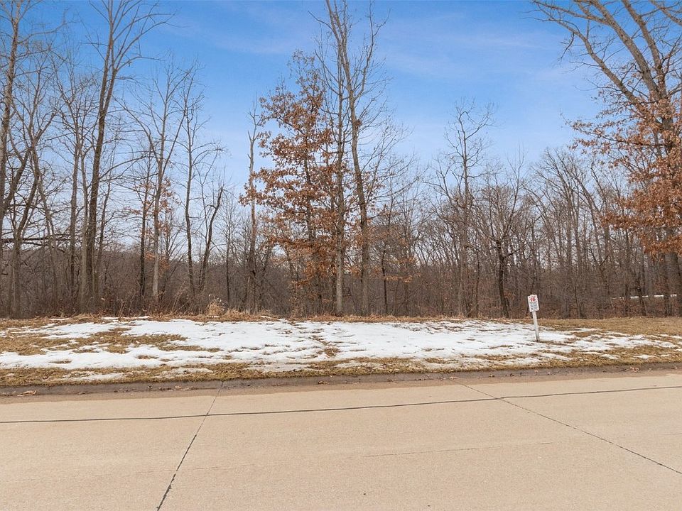 2nd image of 2201 Aspen Rdg SE
