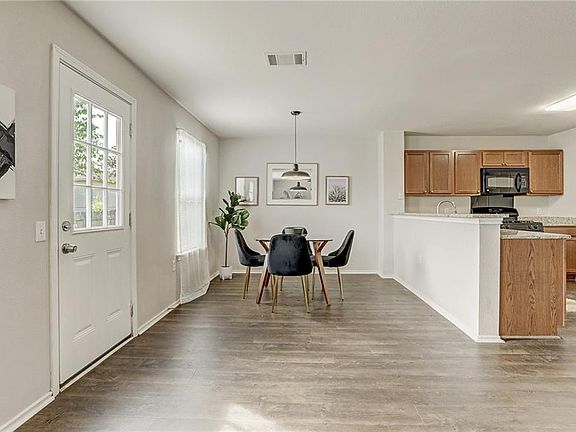 4th image of 3413 Hovenweep Ave