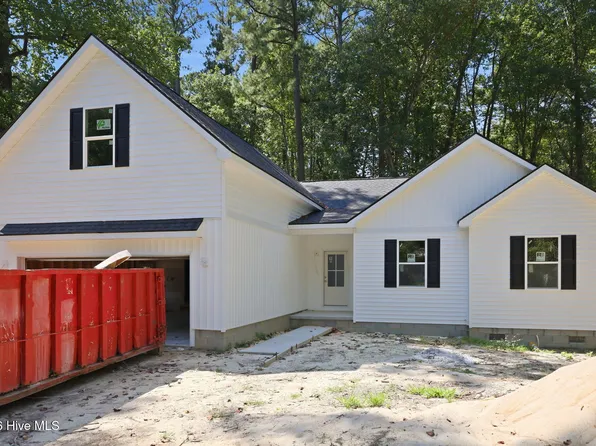 101 Hillside Drive, Washington, NC 27889