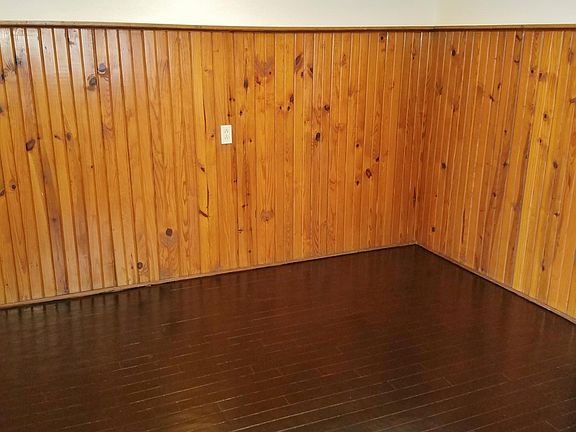 5th image of 2633 Park Ave APT 3