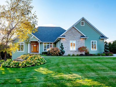 480 Whispering Springs DRIVE, Fond Du Lac, WI, 54937