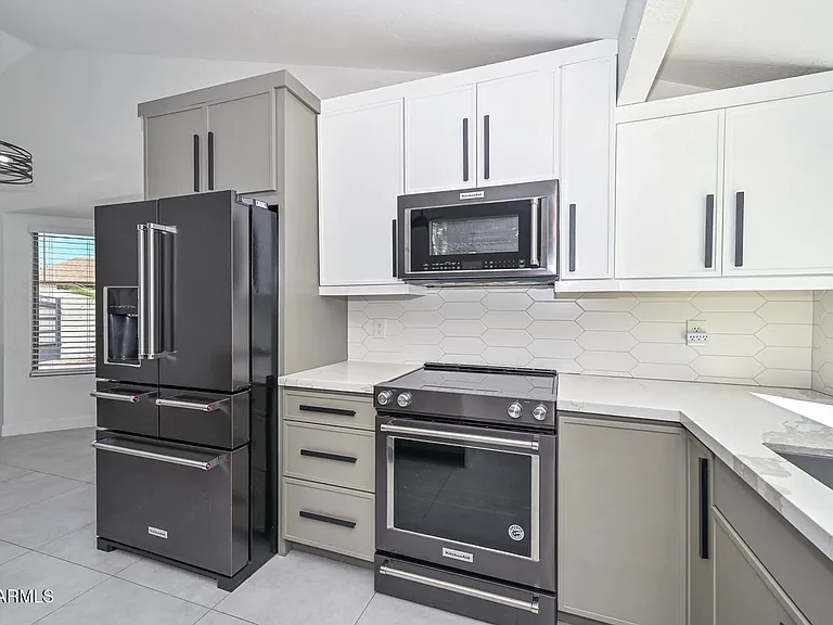 11509 N 109th Way — Photo 26
