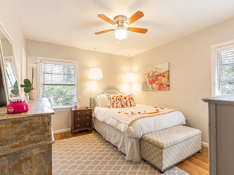 2091 Howell Mill Rd NW — Photo 20