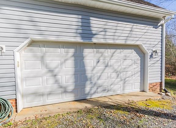 3rd image of 9611 Windamere Dr