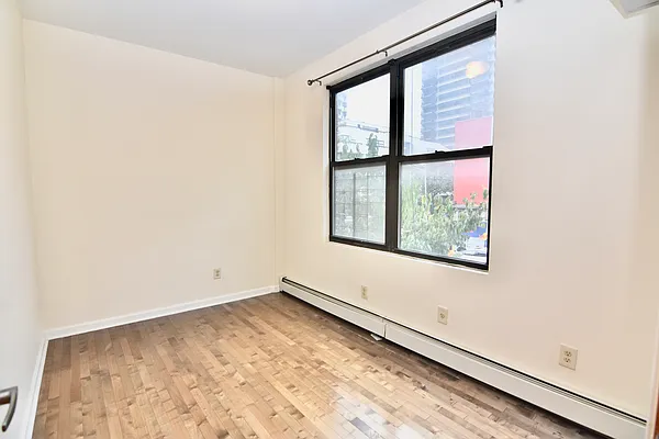 Rented by Bohemia Realty Group | media 12