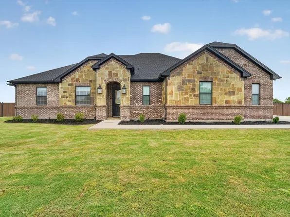 10917 Chriswood Dr, Crowley, TX 76036